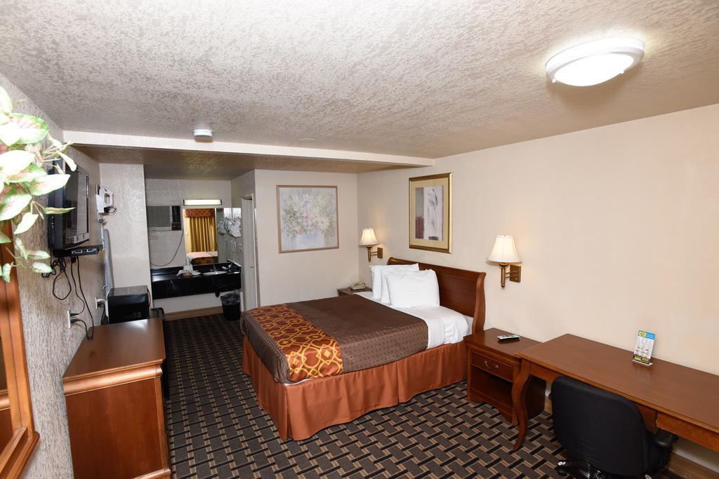 Best Budget Inn Anaheim Exteriör bild