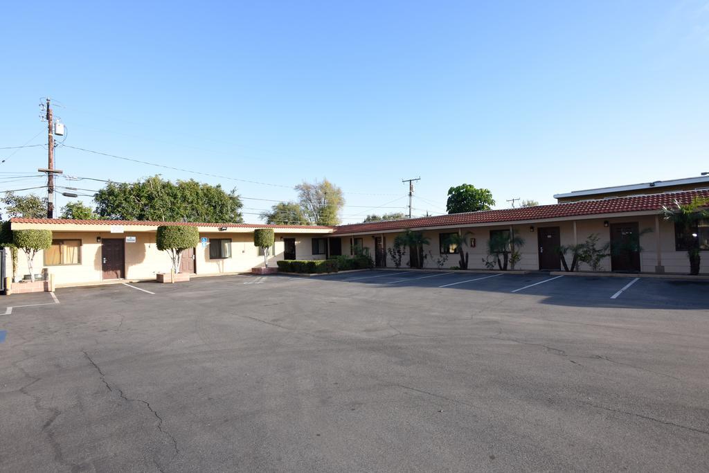 Best Budget Inn Anaheim Exteriör bild